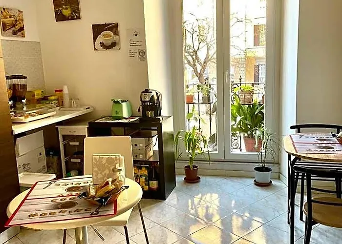 Oda ve Kahvaltı A In Roma